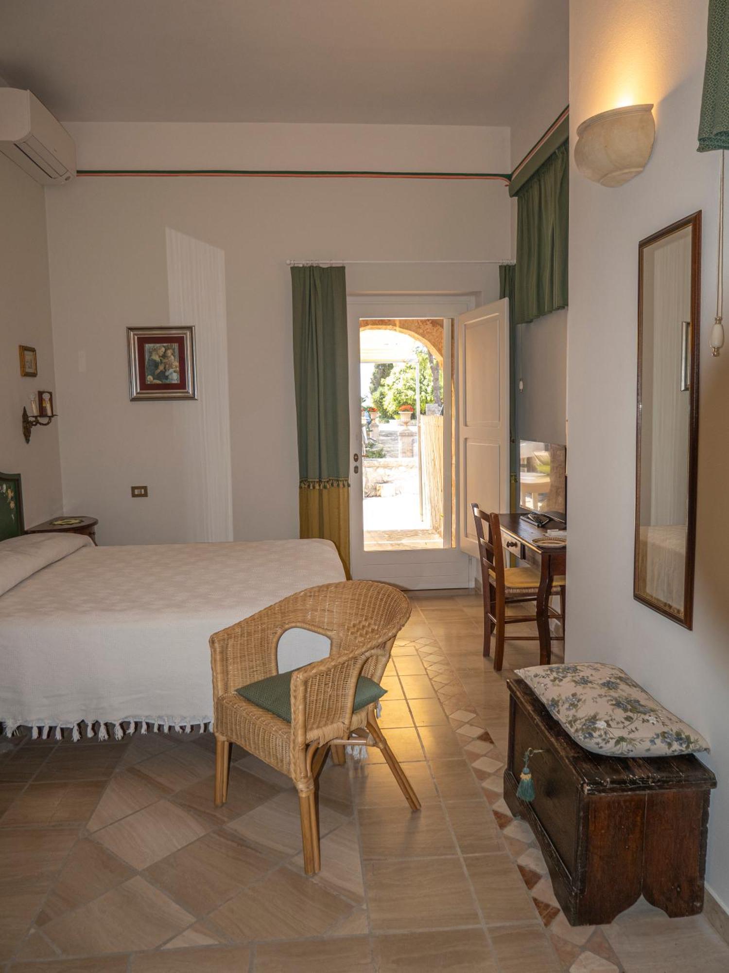 Agriturismo Masseria Alcorico Gagliano del Capo Ngoại thất bức ảnh